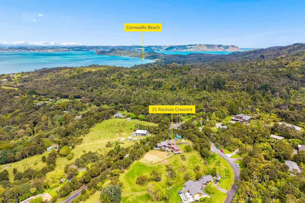 Photos of 31 Rauhuia Crescent