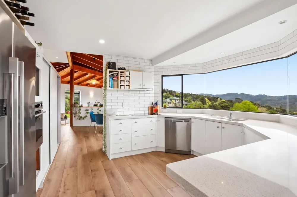 Photos of 31 Rauhuia Crescent