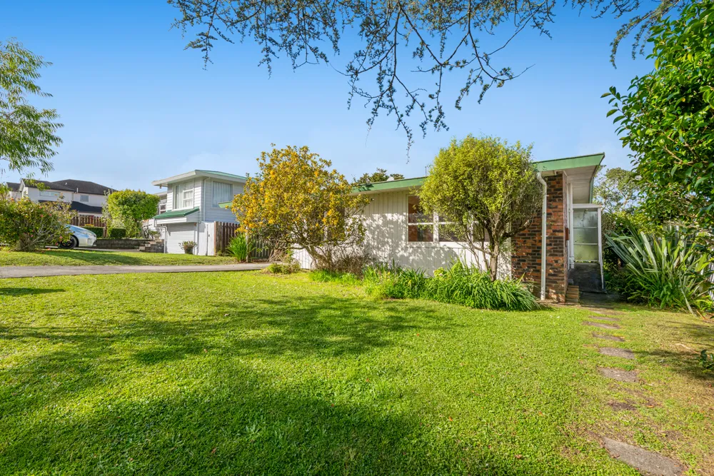 Photos of 54 Holland Road