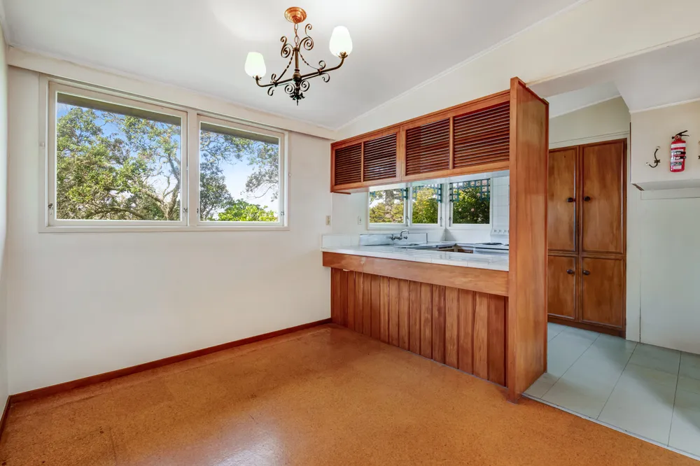 Photos of 54 Holland Road