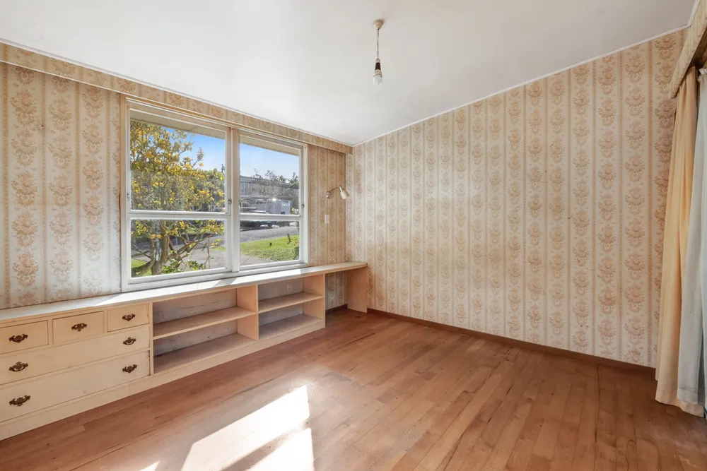 Photos of 54 Holland Road