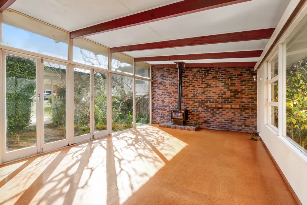 Photos of 54 Holland Road