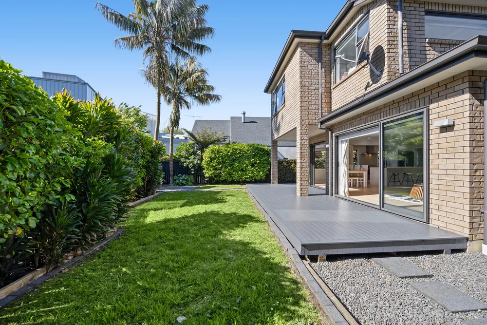 Photos of 13a Clonbern Road