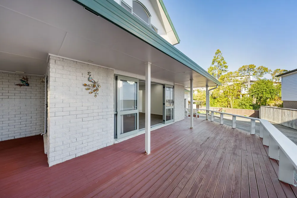 Photos of 46C White Swan Road