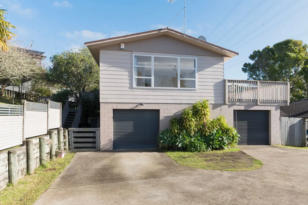 Photos of 17 Flavia Place