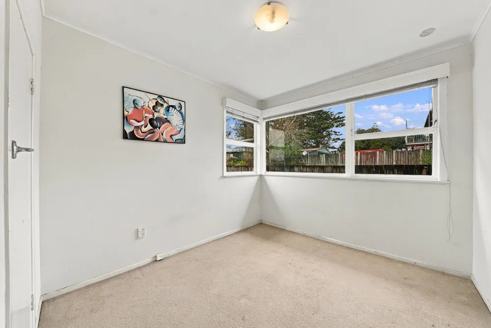 Photos of 22 Clayton Avenue