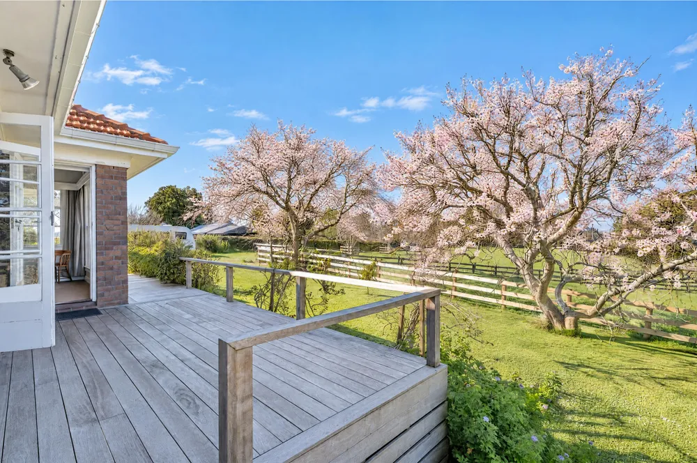 Photos of 68 Bungard Road