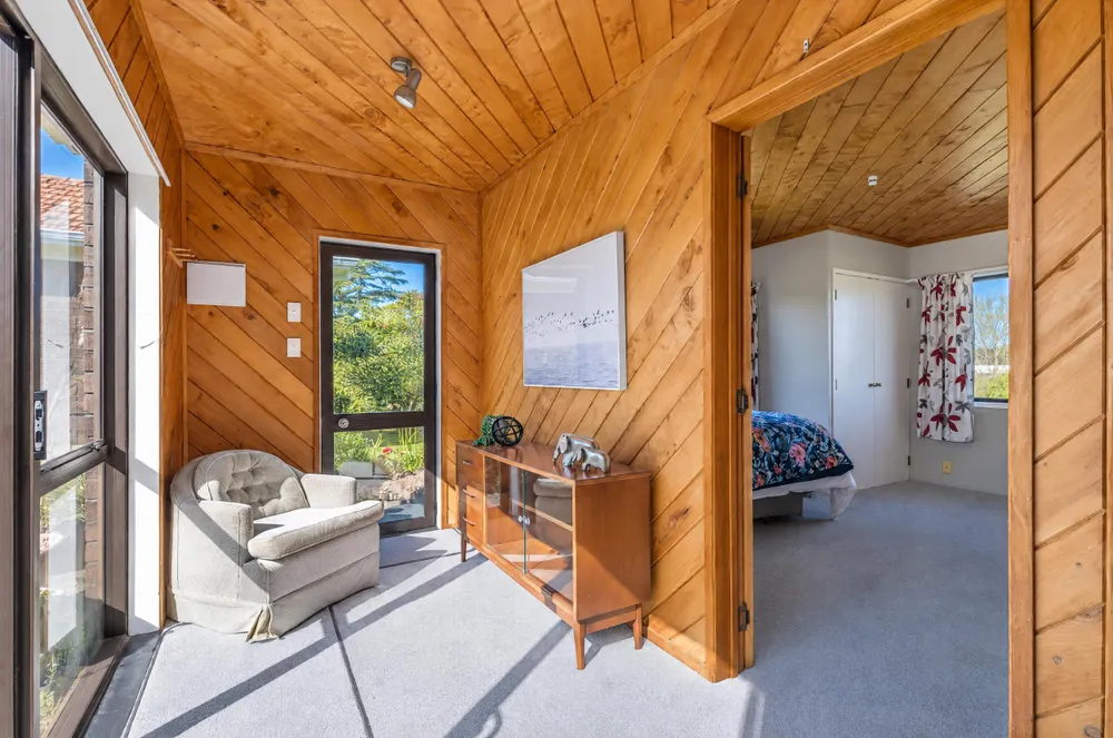 Photos of 68 Bungard Road