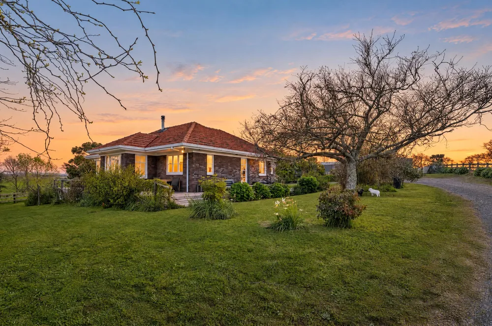 Photos of 68 Bungard Road
