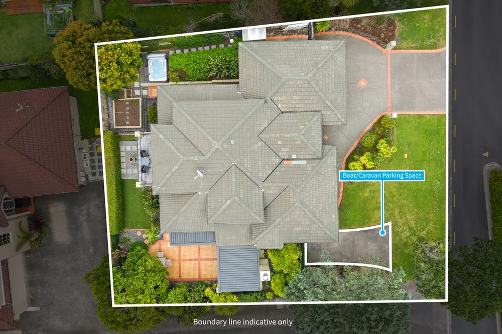Photos of 11 Summerfield Lane