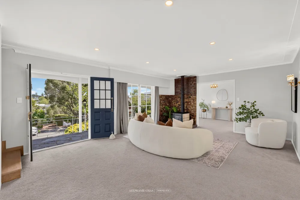 Photos of 6 Stoneyroyd Gardens