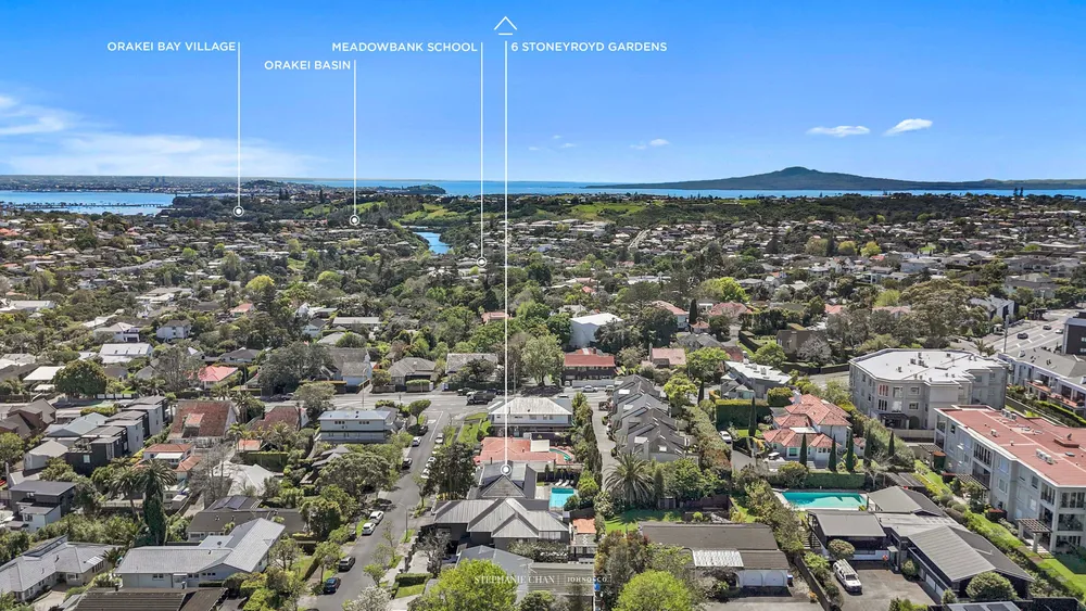Photos of 6 Stoneyroyd Gardens