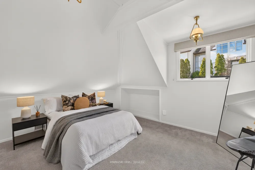 Photos of 6 Stoneyroyd Gardens