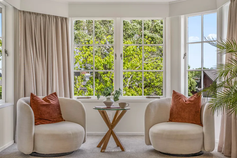 Photos of 6 Stoneyroyd Gardens
