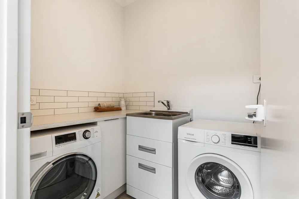 Photos of 84 Symes Drive