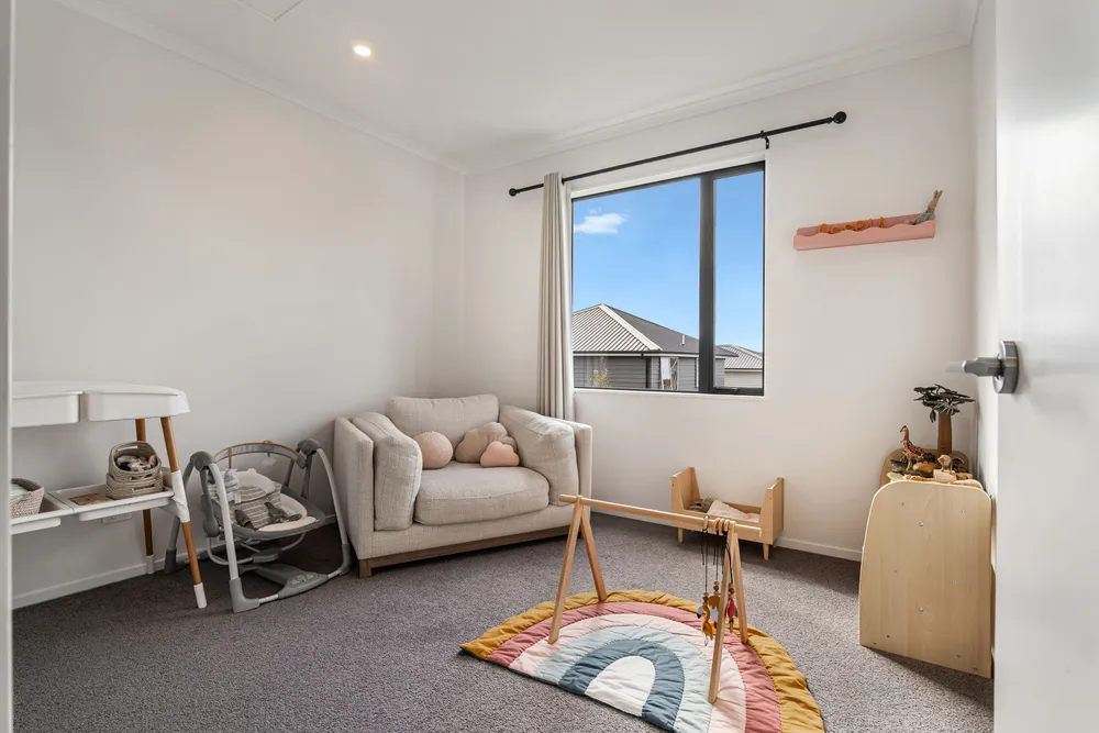 Photos of 84 Symes Drive