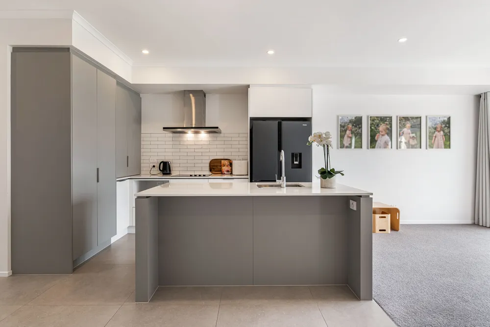 Photos of 84 Symes Drive