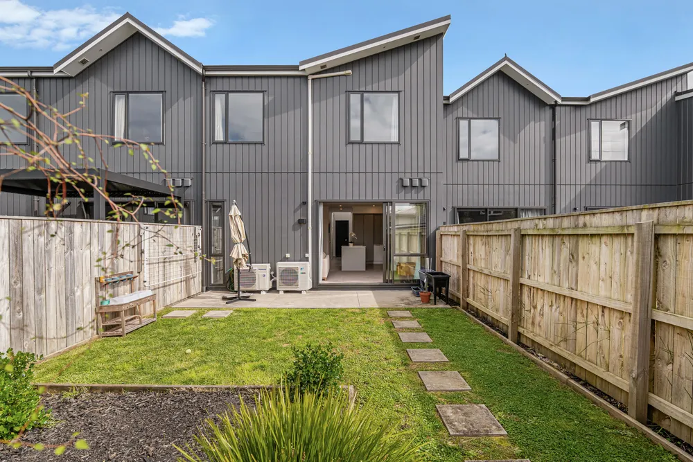 Photos of 84 Symes Drive
