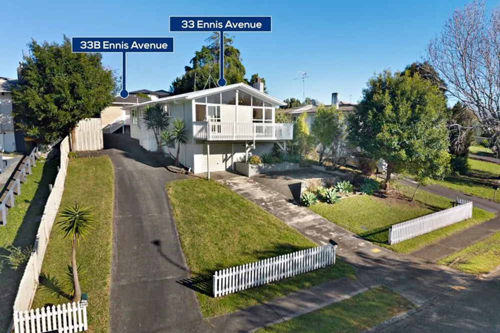 Photos of 33 Ennis Avenue