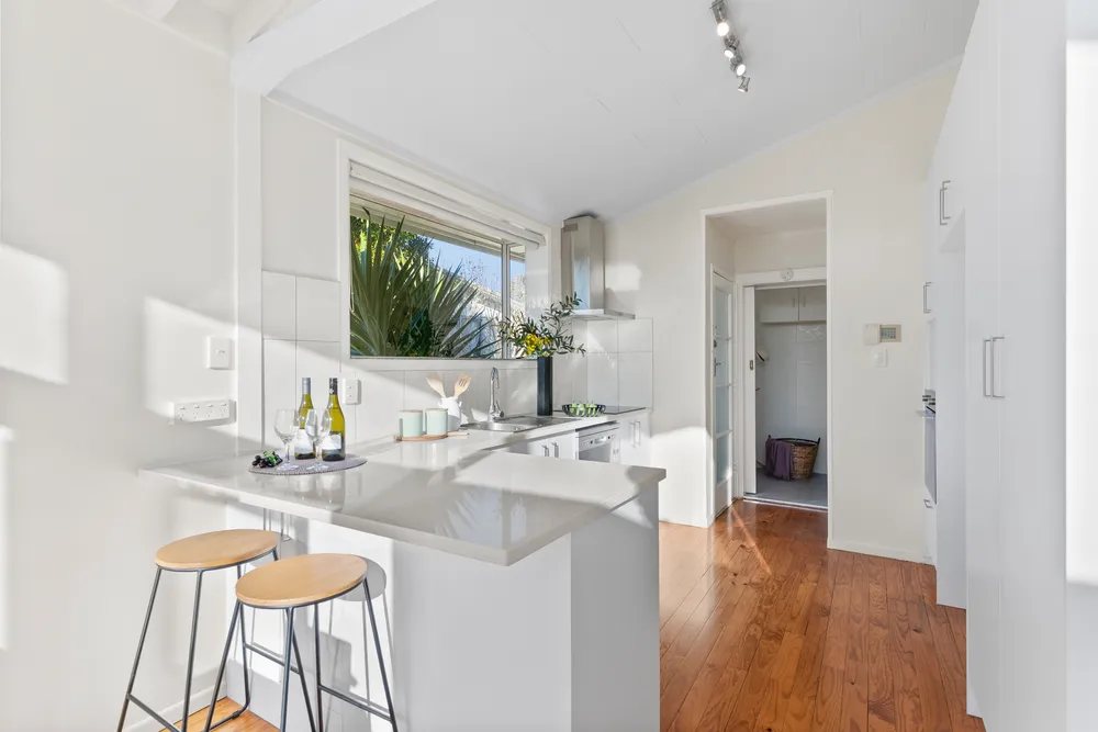 Photos of 33 Ennis Avenue