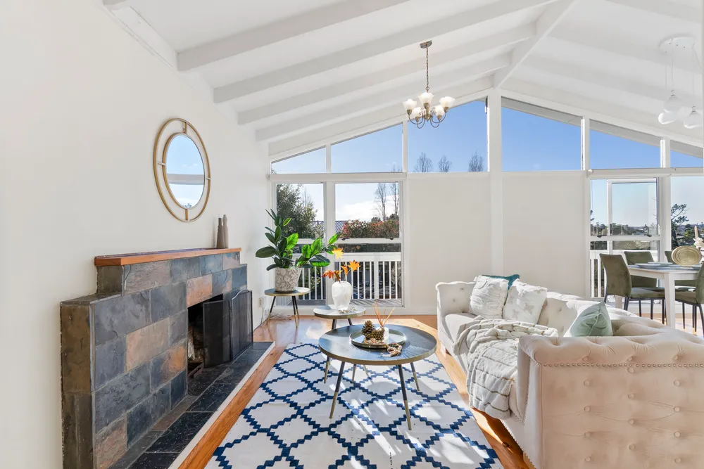 Photos of 33 Ennis Avenue