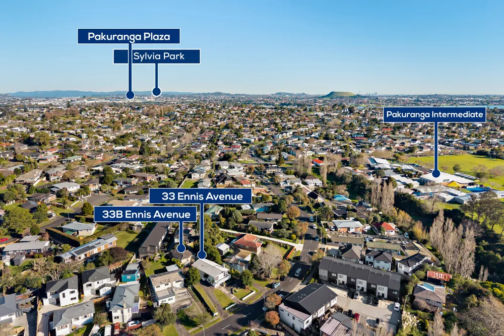 Photos of 33 Ennis Avenue