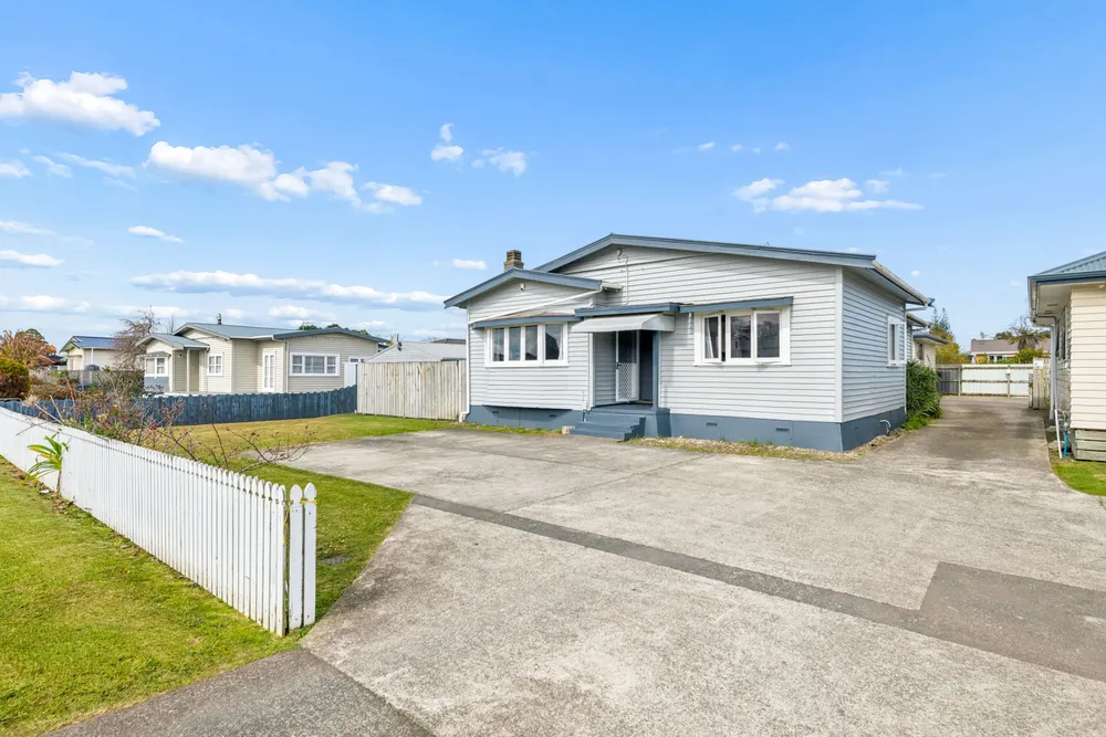 Photos of 14 Marr Road