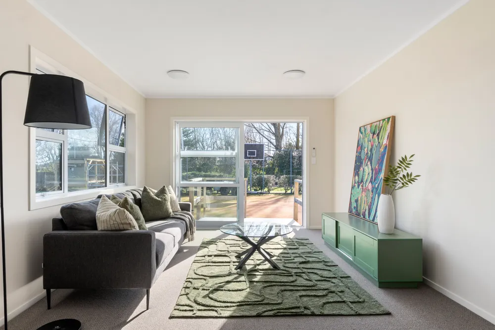 Photos of 347 Nelson Road