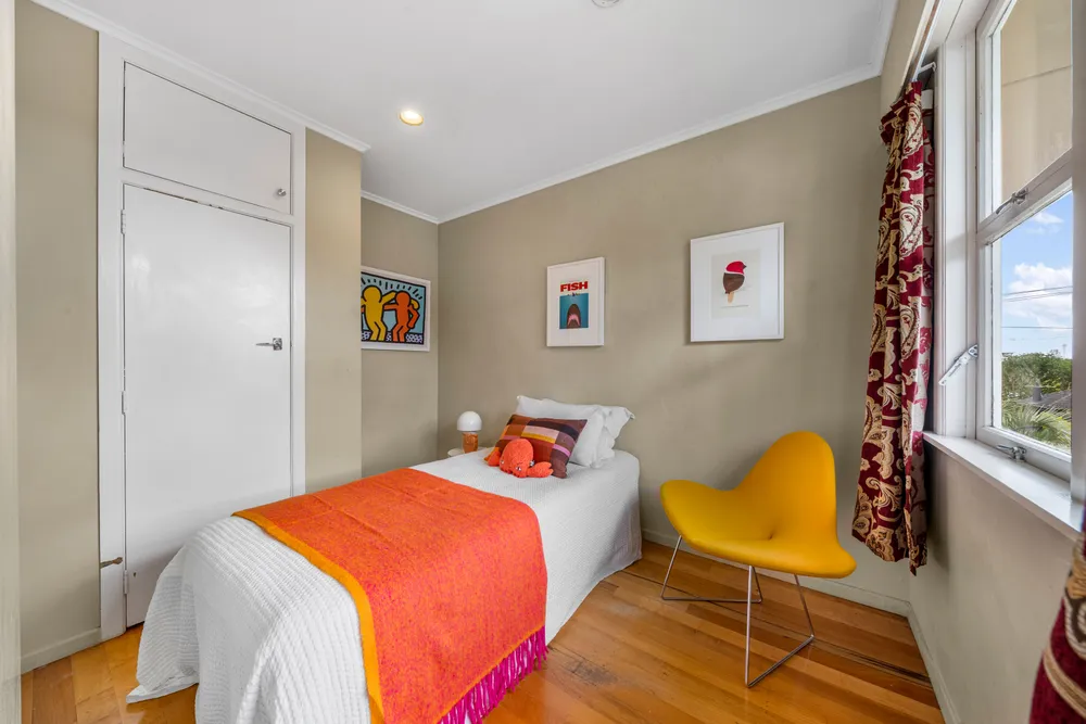 Photos of 2/1 Appleyard Crescent