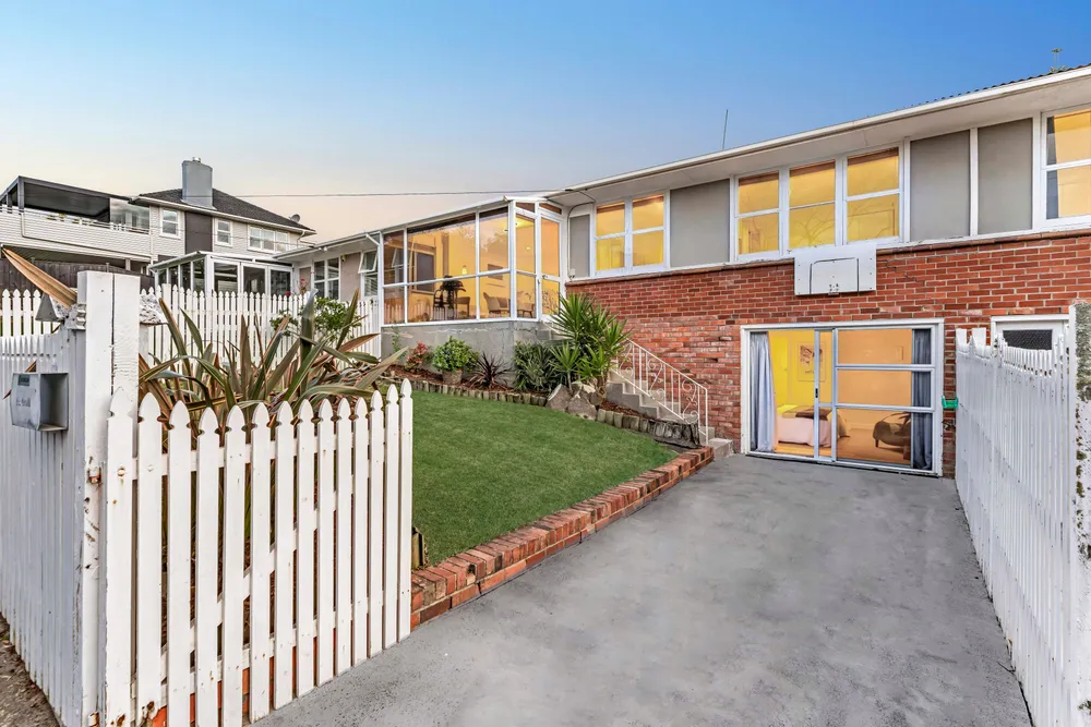 Photo of 2/1 Appleyard Crescent, Meadowbank