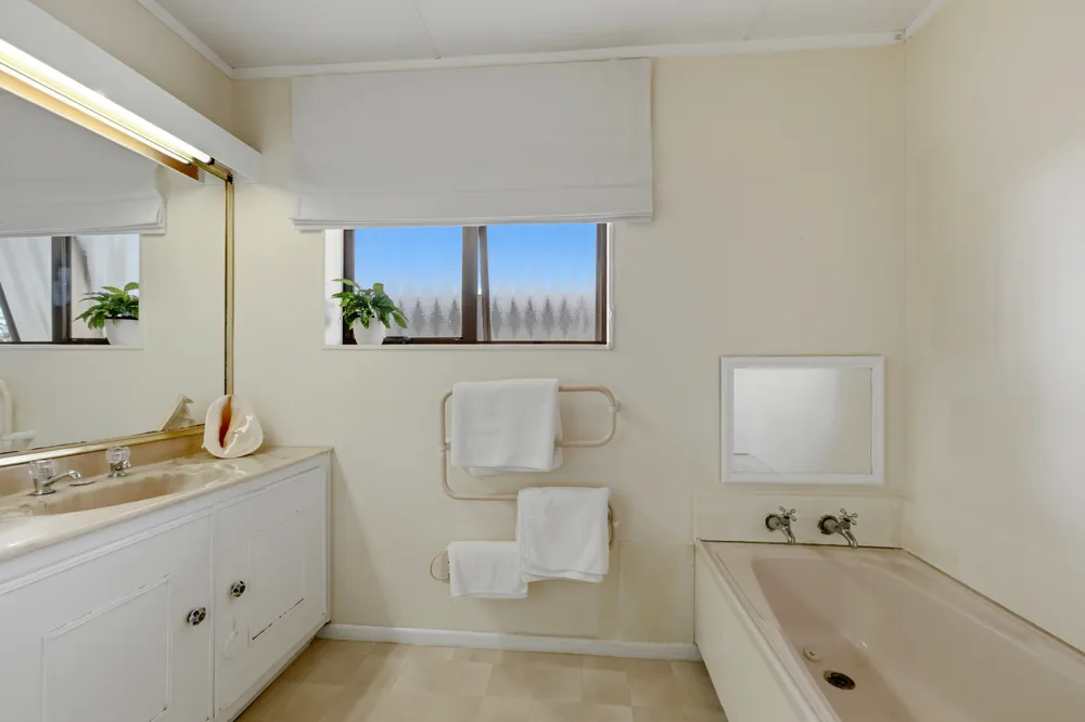 Photos of 2 Geoffrey Road