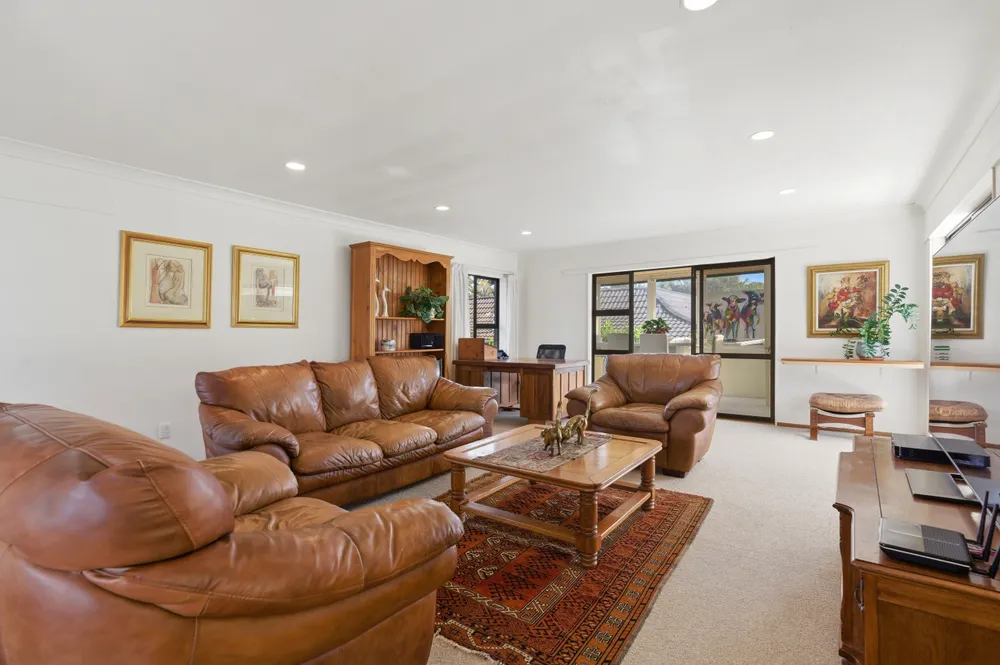 Photos of 2 Geoffrey Road