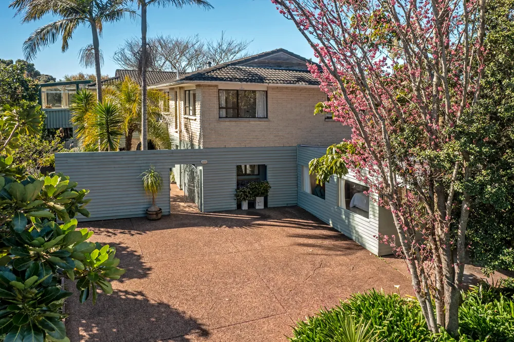 Photos of 2 Geoffrey Road