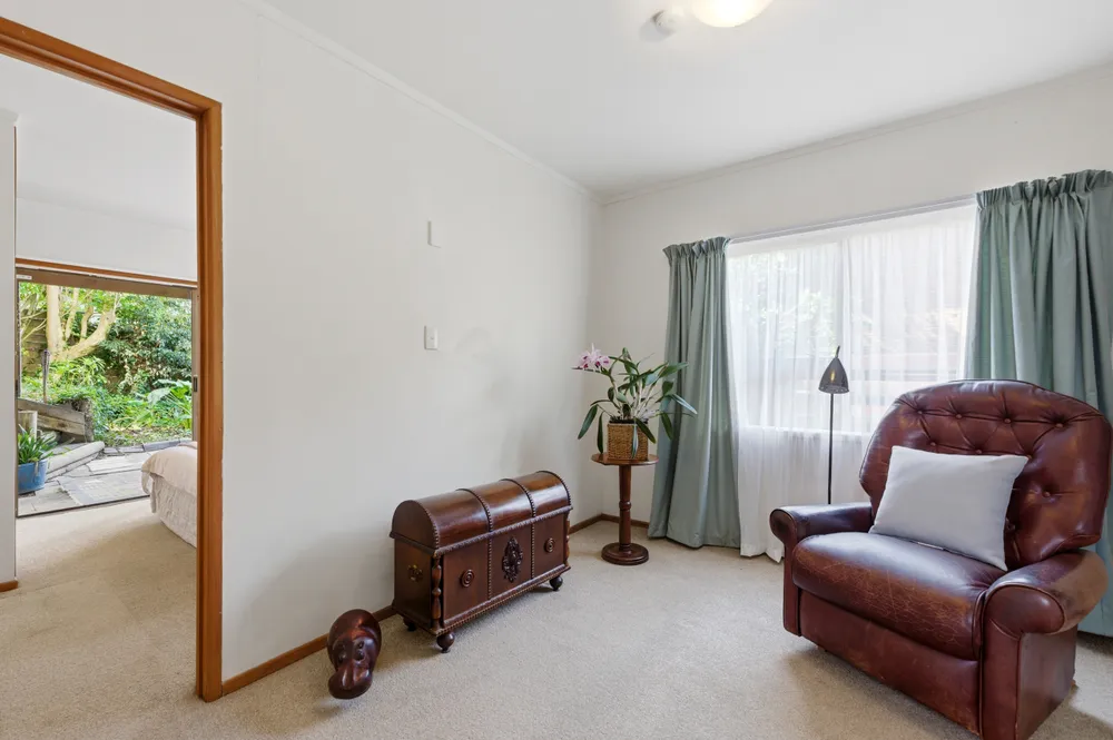 Photos of 2 Geoffrey Road