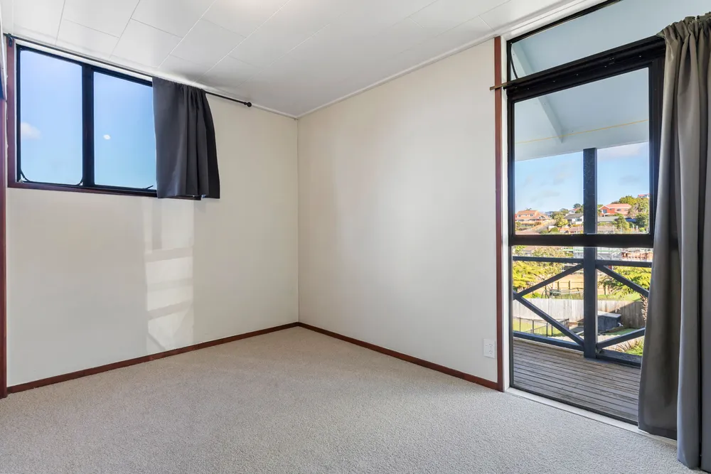 Photos of 210 Glamorgan Drive