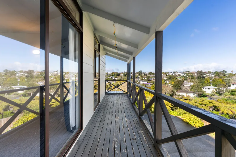 Photos of 210 Glamorgan Drive