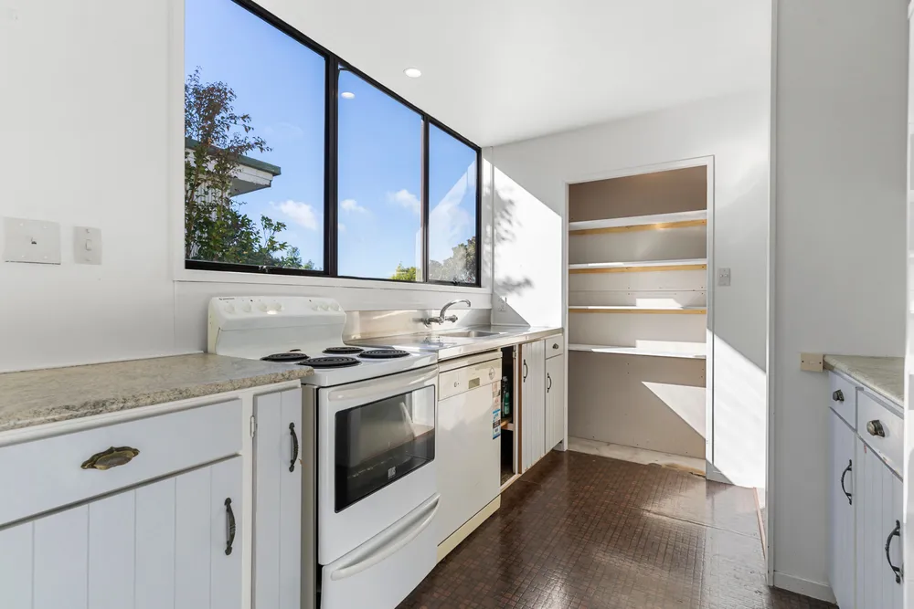 Photos of 210 Glamorgan Drive