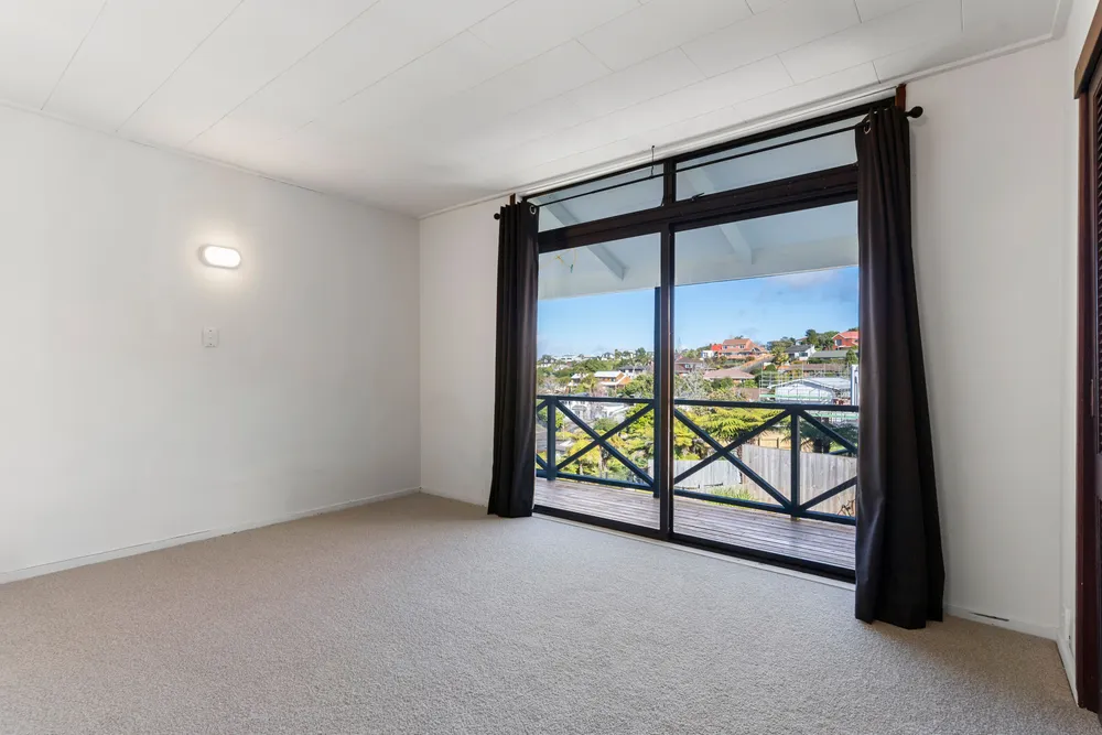 Photos of 210 Glamorgan Drive