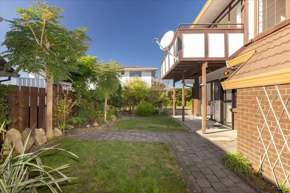 Photos of 15A Cooneys Drive