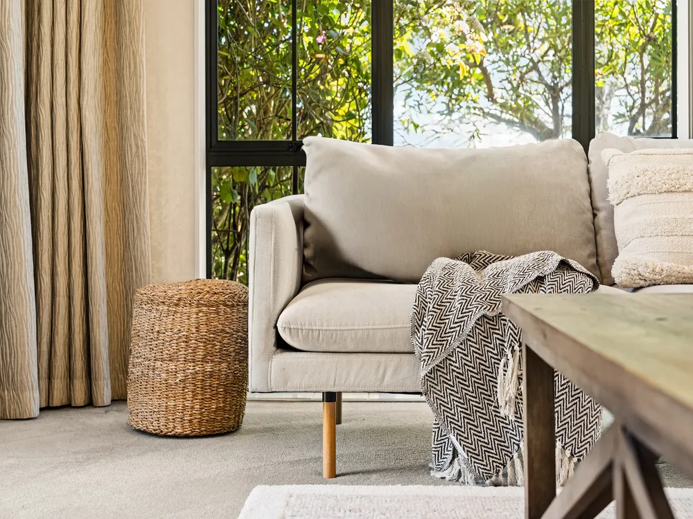 Photos of 2 Luculia Drive