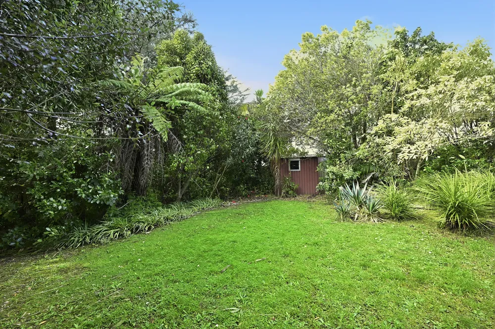 Photos of 15 Sartors Avenue