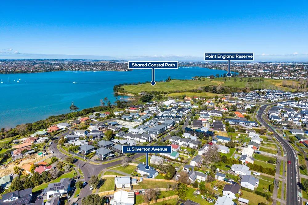 Photos of 11 Silverton Avenue