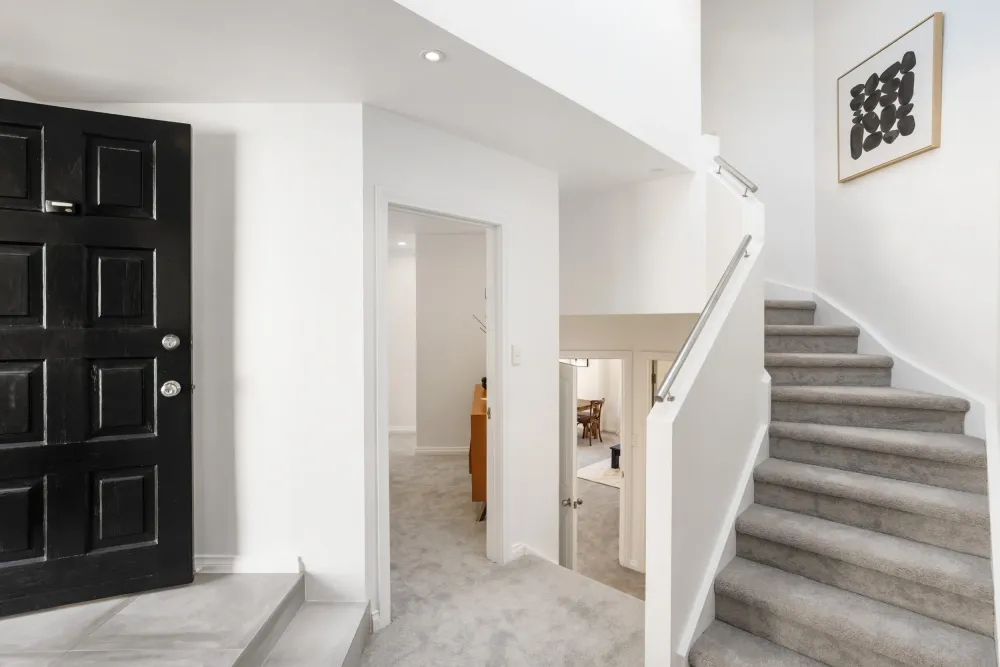Photos of 115A Lucerne Road