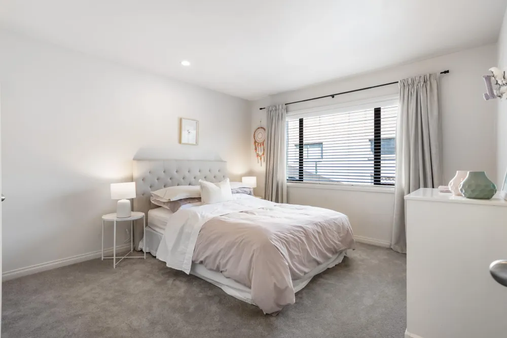 Photos of 115A Lucerne Road