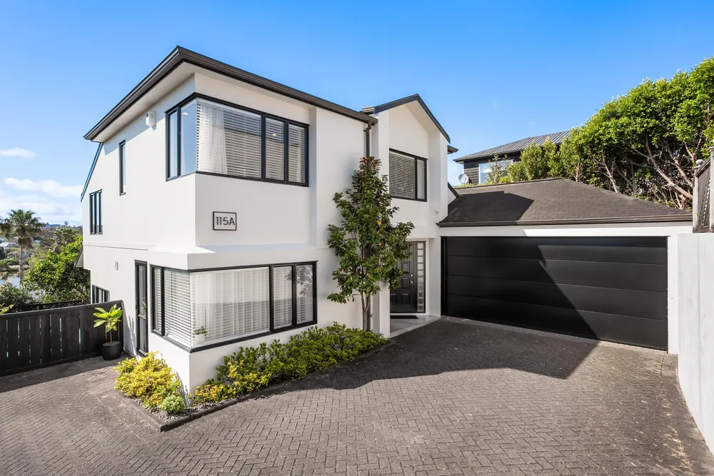 Photos of 115A Lucerne Road