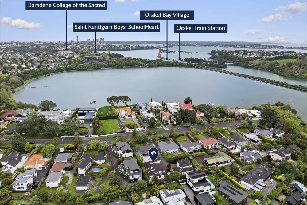 Photos of 115A Lucerne Road