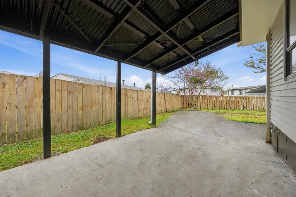 Photos of 5 Manston Road
