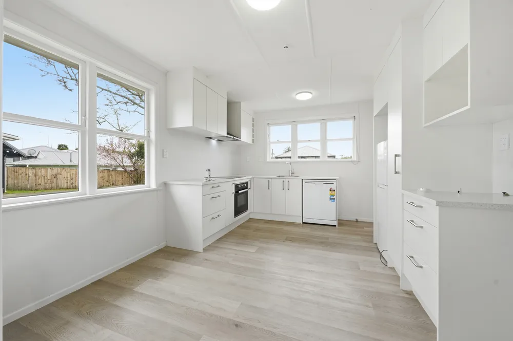 Photos of 5 Manston Road