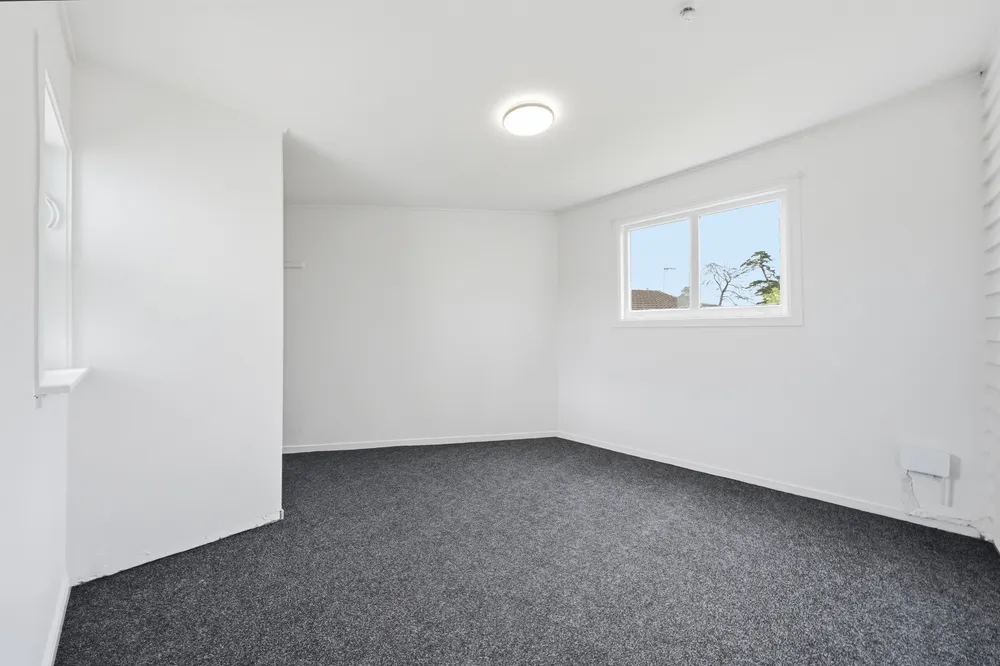 Photos of 5 Manston Road