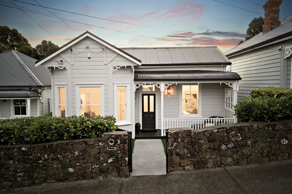 Photos of 3 Leamington Road